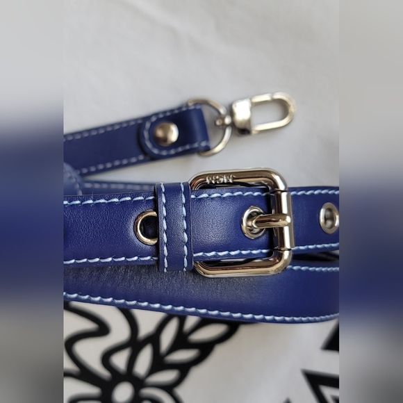 Blue & white MCM Visetos charm Boston Satchel with long crossbody strap & COA - Picture 6 of 13